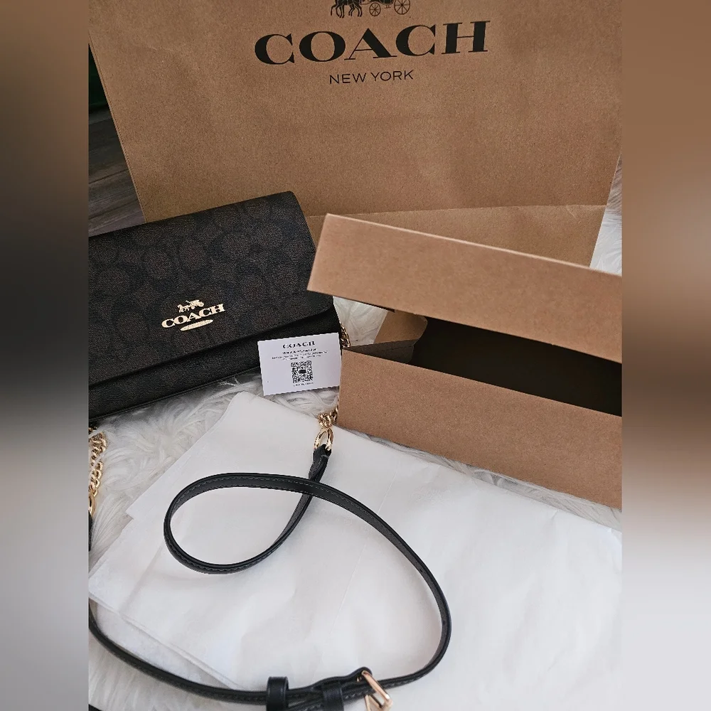 SOLD: SOLD SOLD Coach: Bag+box+paper bag! ๐ฏ๐ฅ - Picture 2 of 15